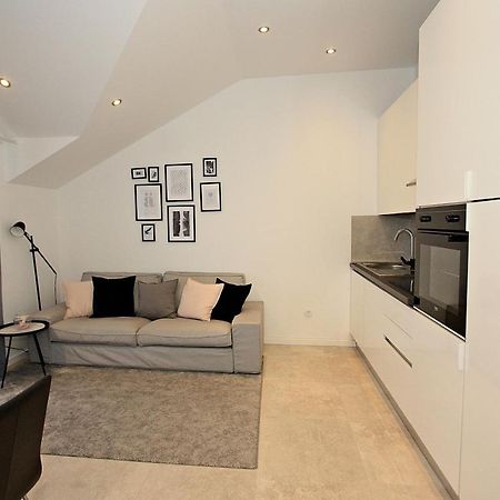 Apartman Ivana Supetar Ngoại thất bức ảnh