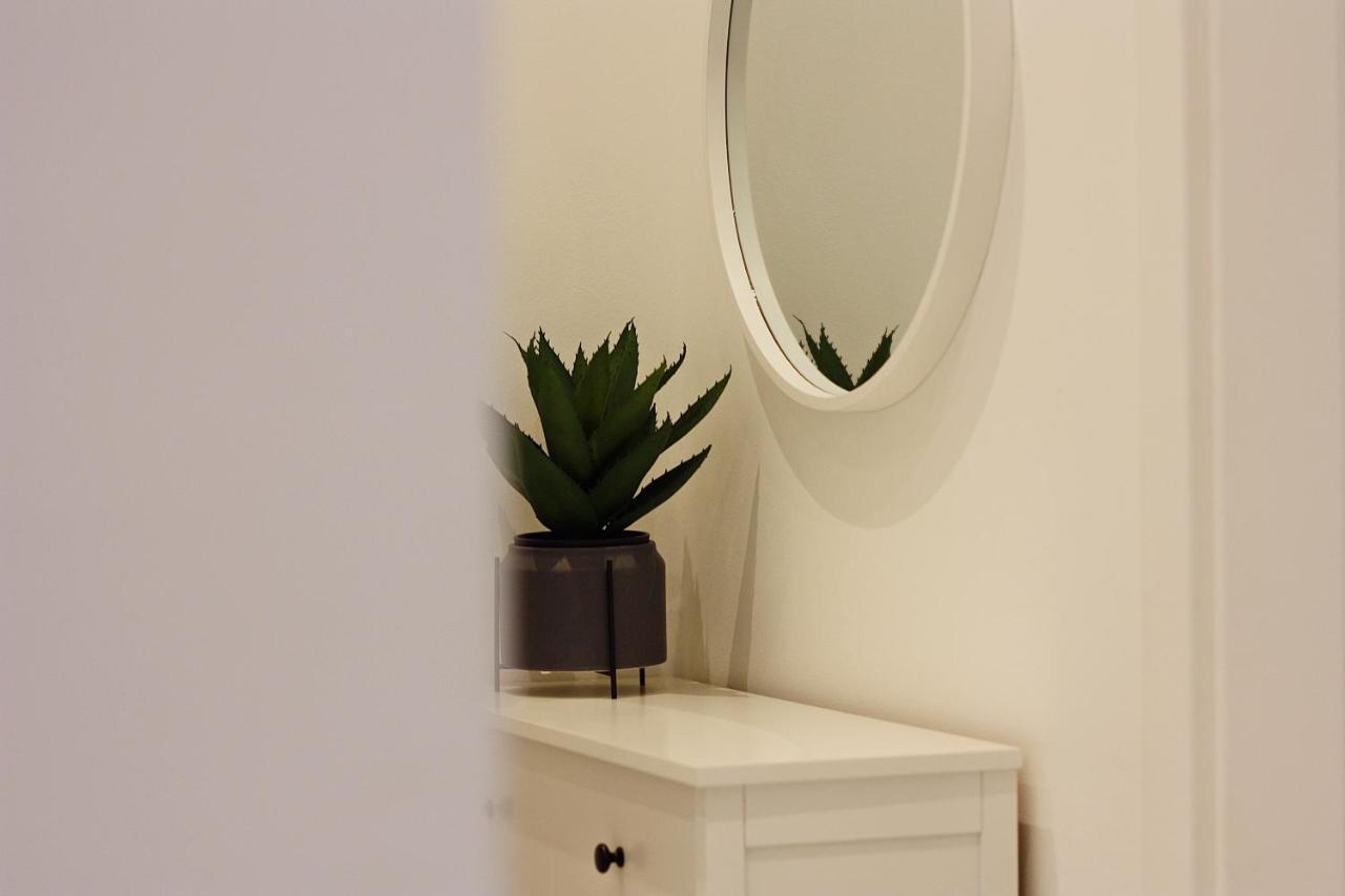 Apartman Ivana Supetar Ngoại thất bức ảnh