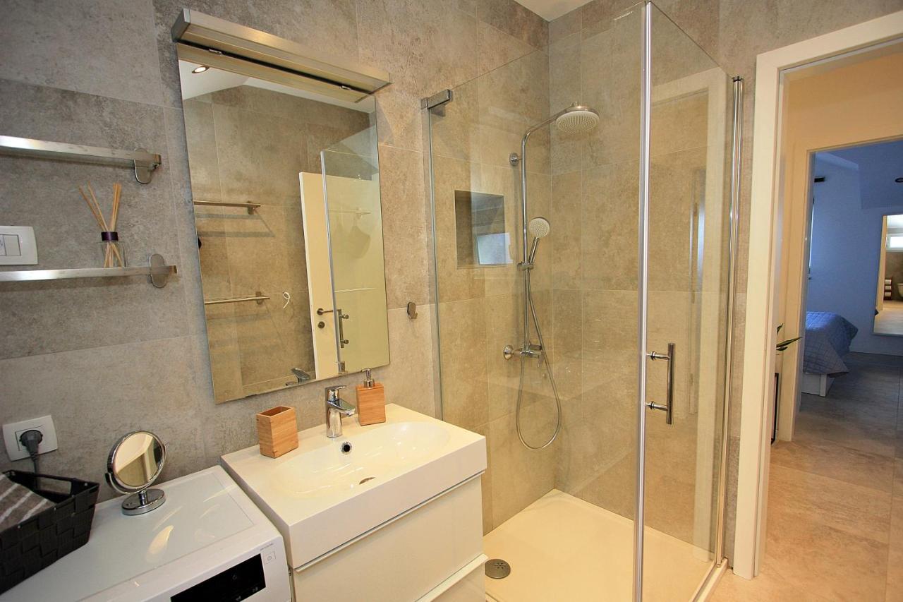 Apartman Ivana Supetar Ngoại thất bức ảnh
